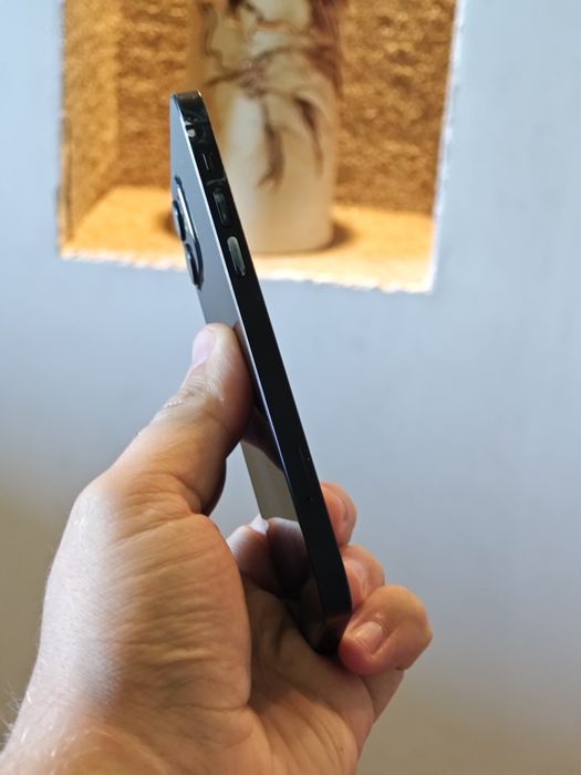 IPhone 12 64gb .