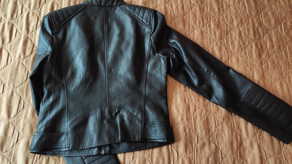 Кожено яке 36 размер