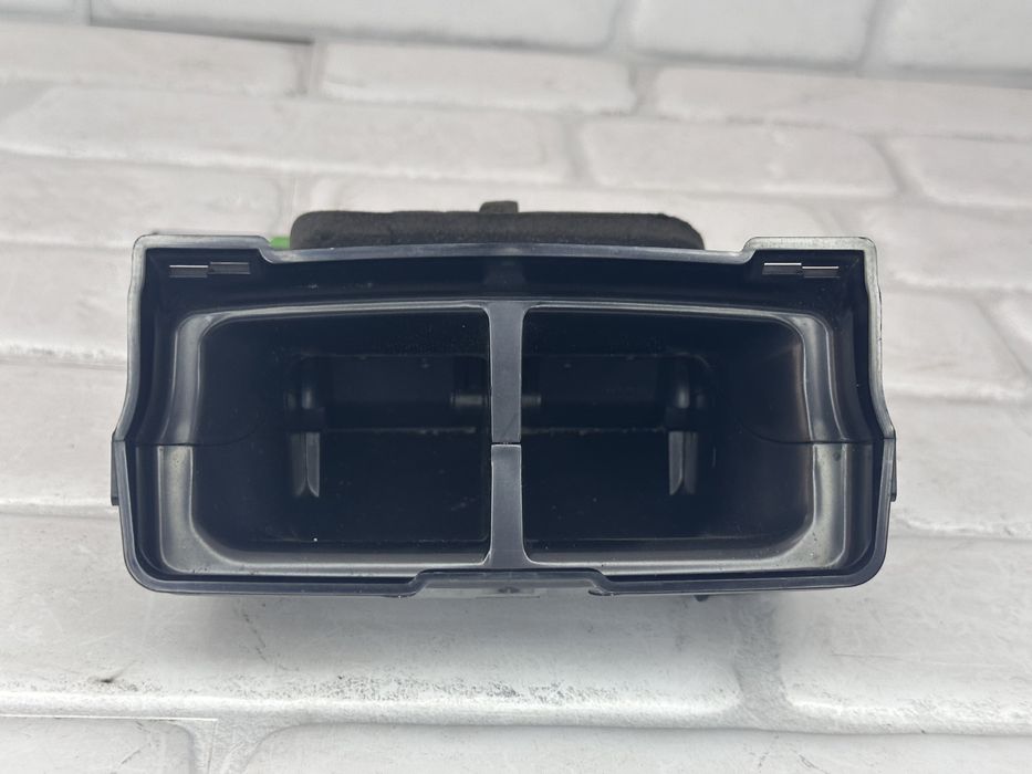 Клапа задни духалки AUDI A6 A7 C7 4G 4G0857042 3BB9000188