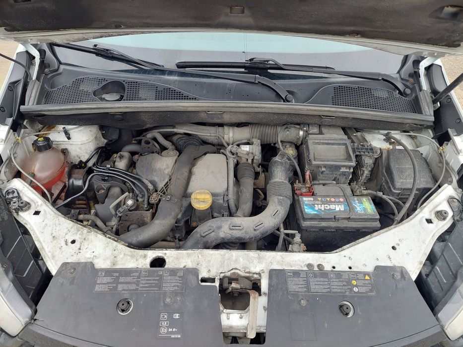 Dezmembrez Dacia Dokker 2013 1.5 dci alb