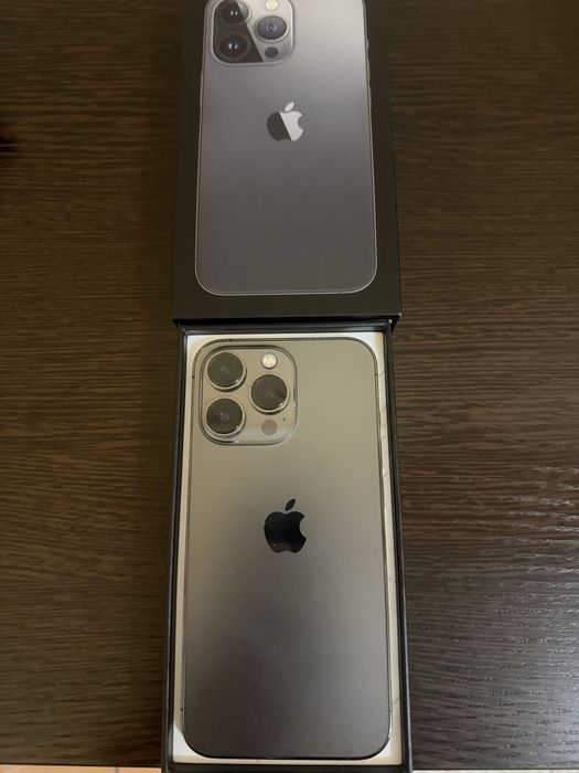 Продам айфон 13 про оригинал