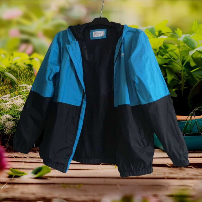 Яке спортно, не ползвано Reserved Полша