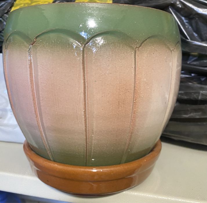 Керамические горшки (кашпо)