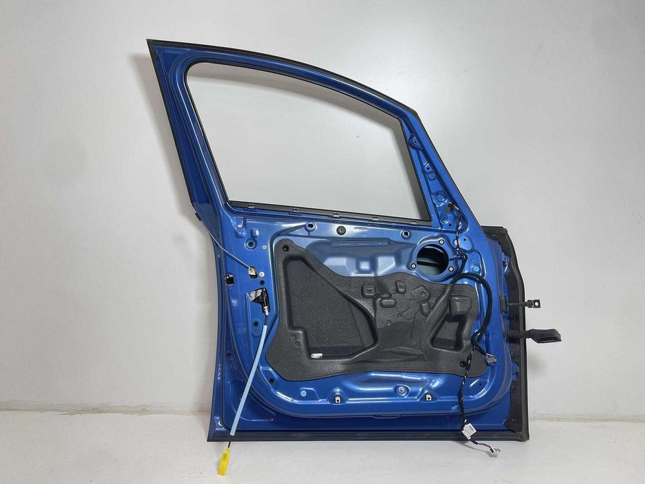 Предна лява врата за BMW 2er F46