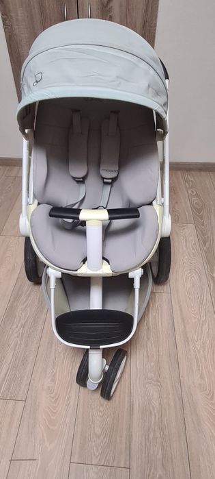 Коляска Quinny в отличном состоянии