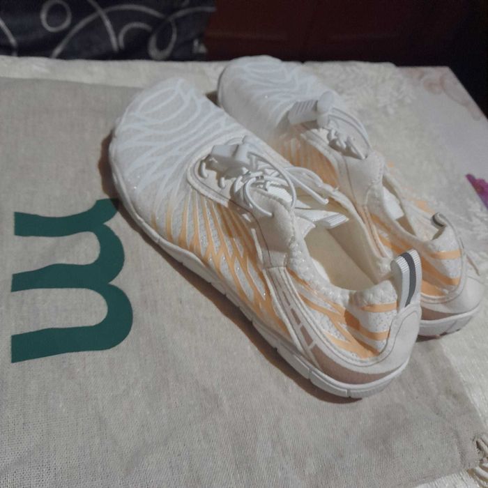 Pantofi ultra usori dama 36