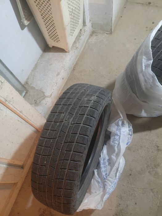 Продам зимние шины