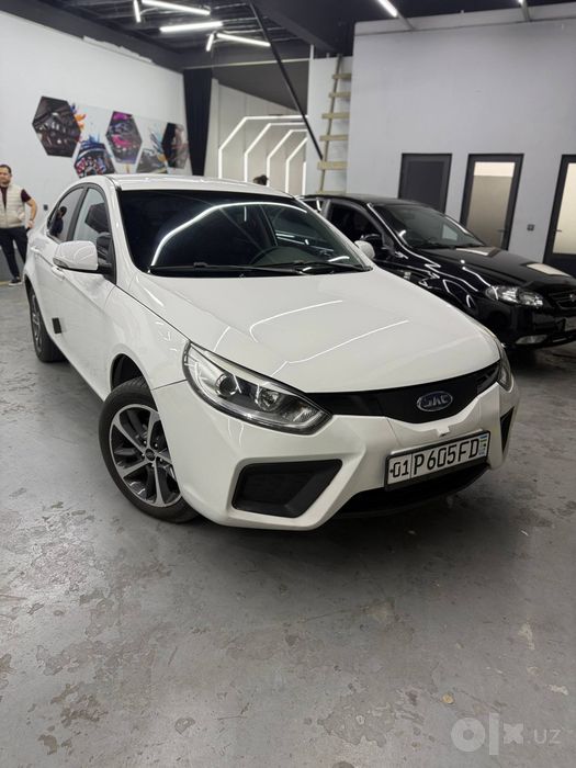 Продается Электромобил Jac