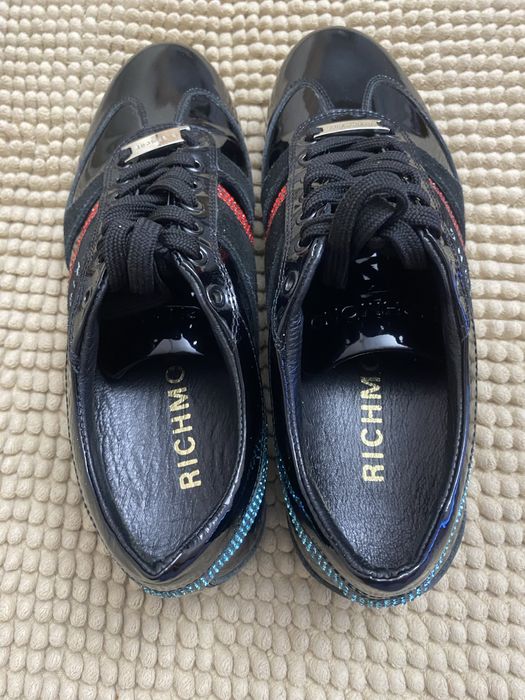 Красивая обувь Richmond