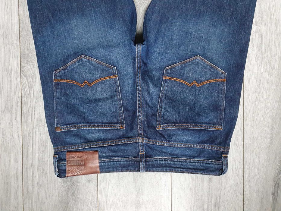 Blugi MUSTANG "Michigan" Straight - Marime W33 L32 (Talie 88 cm)