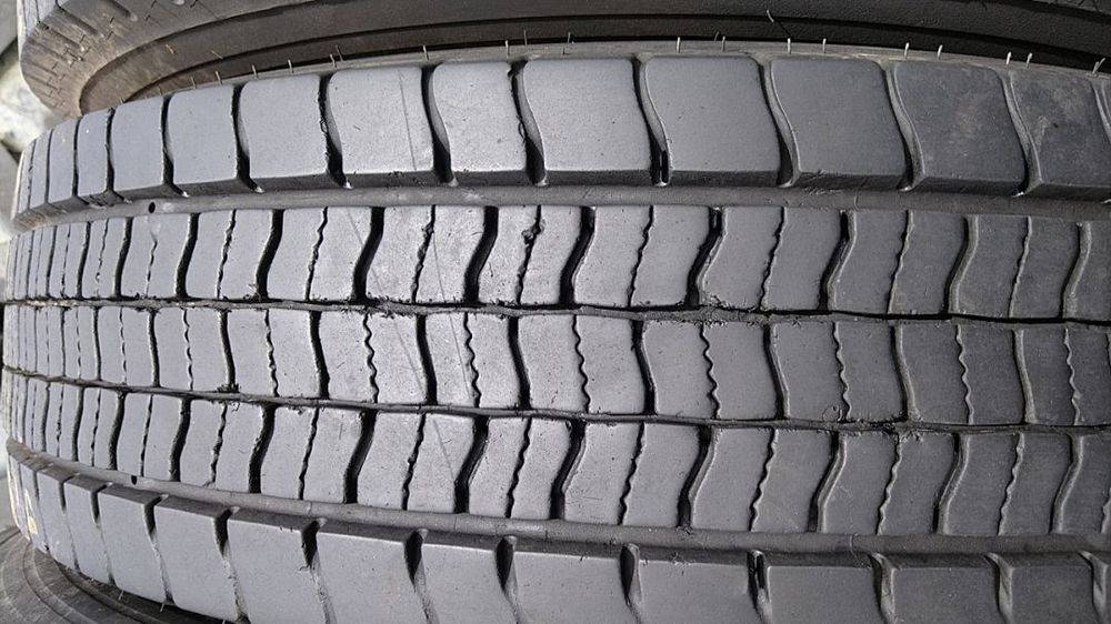 Anvelope camion , semi-remorci 205 75 17,5 235 75 17,5 265 70 19,5