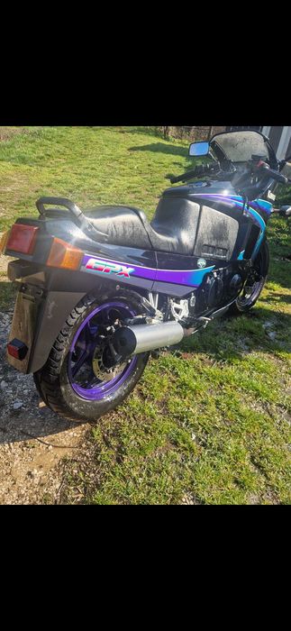 Продавам Kawasaki GPX600
