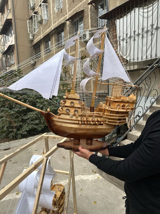 eksklyuziv suvenir kema (сувенирный корабль из орехового дерева)