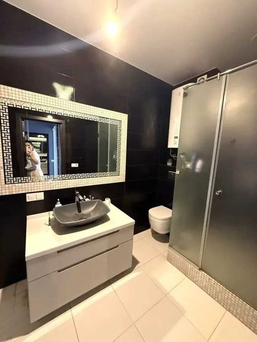 Дава се под наем Двустаен апартамент в София, Център - 56 кв.м за 377.4 € - Снимка #1