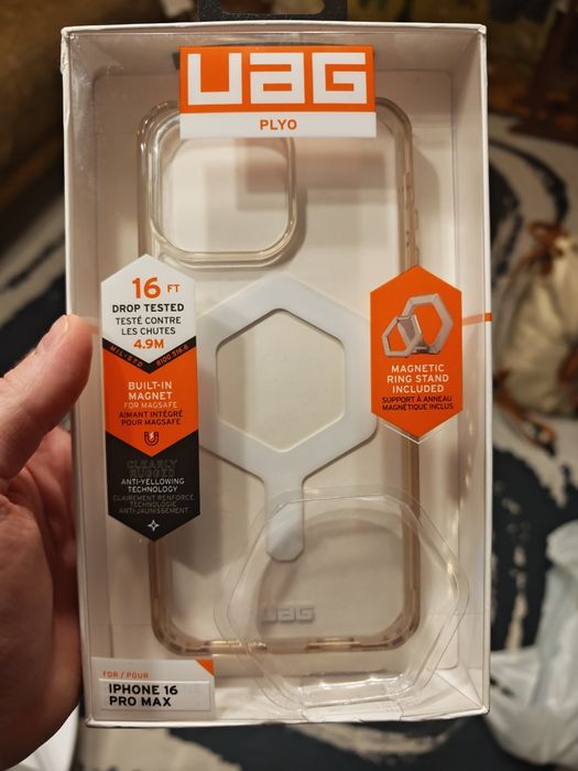 Чехол UAG на iPhpne 16 Pro Max