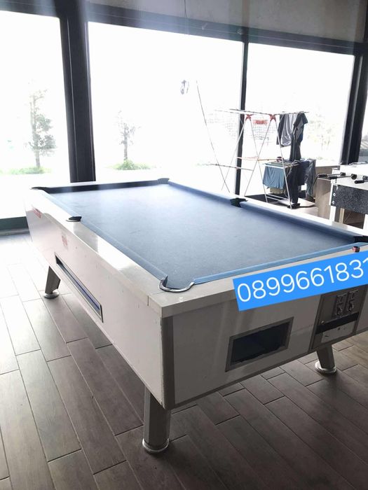 Билярдна маса, 7 фута, работеща с монети и жетони, 3150 лв.