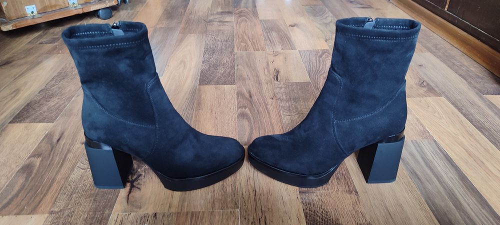 Кожени зимни ботуши