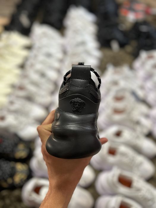 Versace Chain Reaction