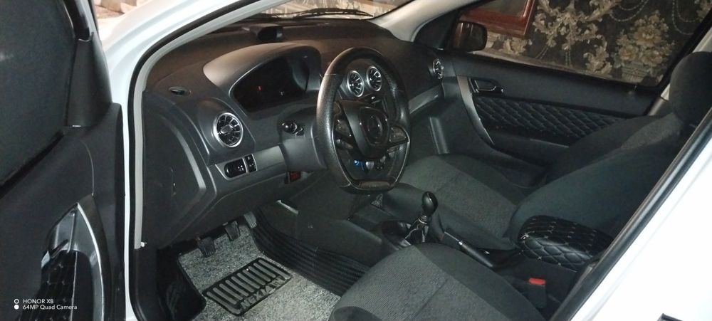 nexia 3 sotiladi moshina uzimniki salondan olganman