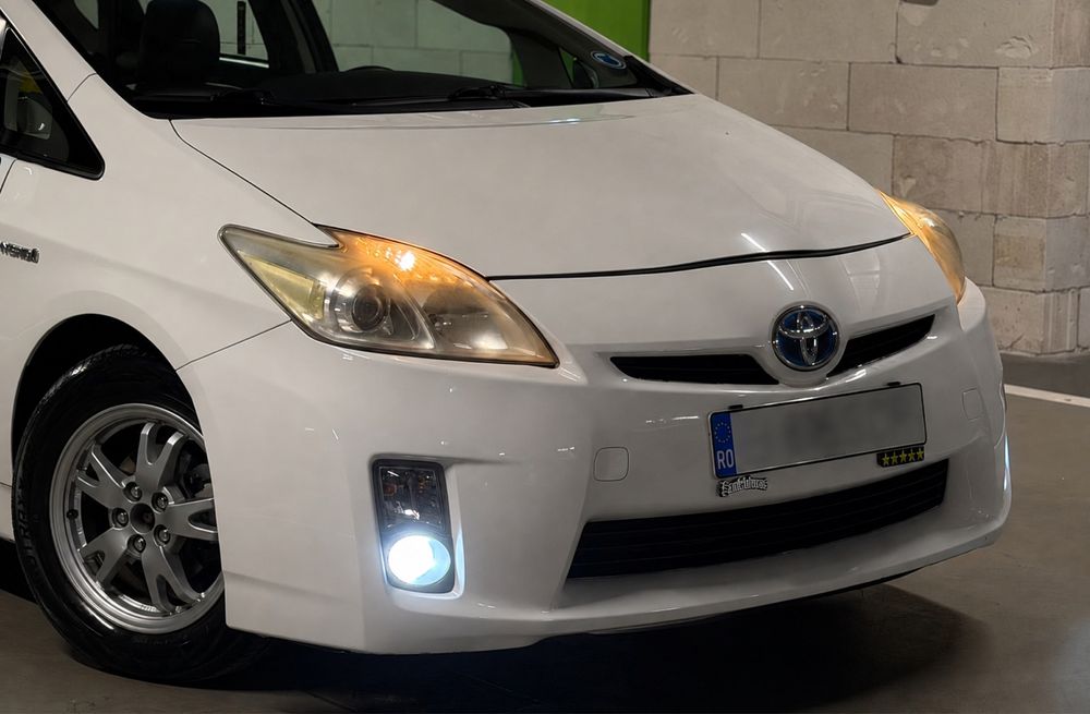Set Faruri TOYOTA PRIUS • 1.8 Hybrid • 136 CP • AUTOMATĂ • 2009-2015