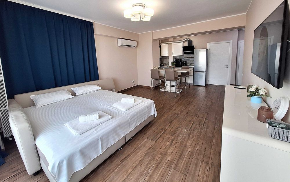 Inchiriez apartament in Mamaia zona Butoaie