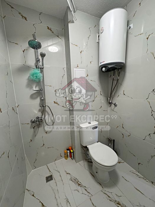 Двустаен обзаведен апартамент, с панорамна гледка, под наем, кв.Изток