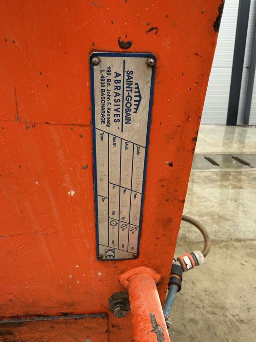 Masina de taiat asfalt si beton