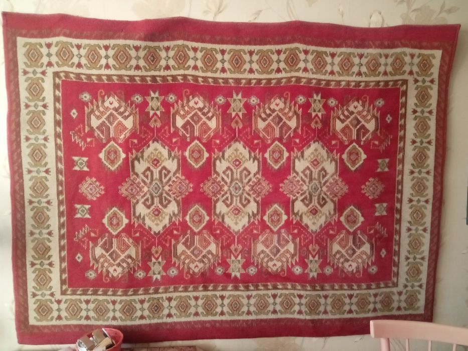 Продам шерстяной ковер
