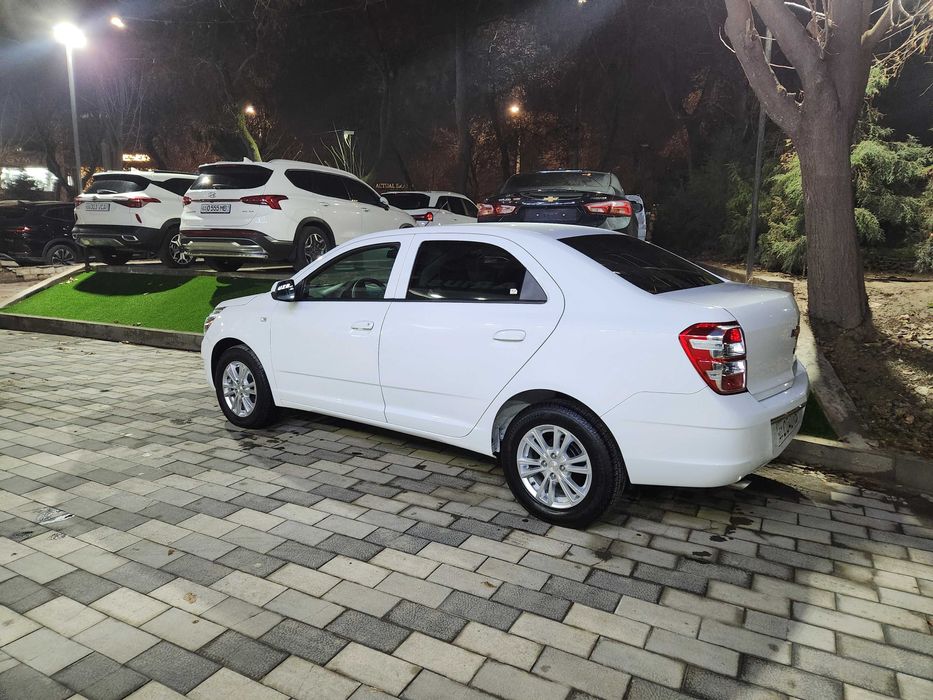 Chevrolet Cobalt 2025 4 поз.