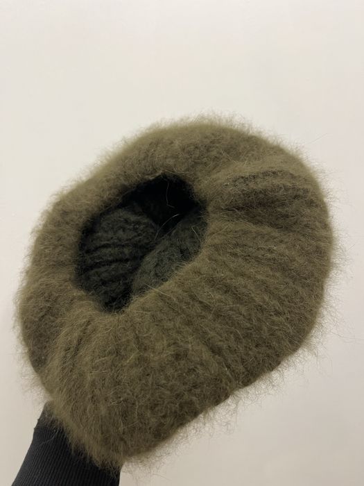 Шапка от заешка вълна