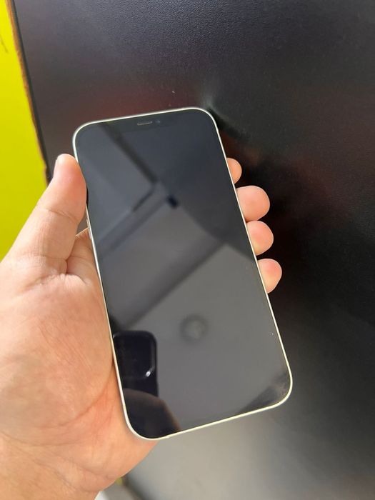 Продам телефон  срочно