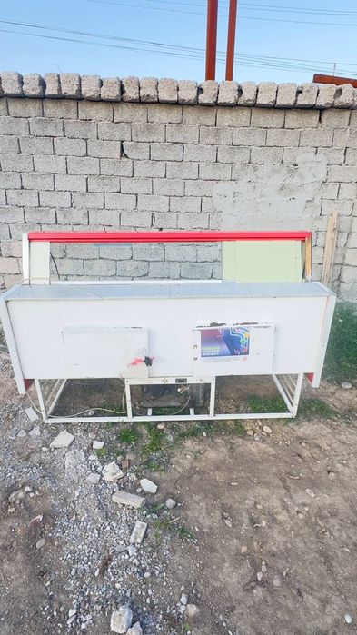 Холодильник витрина