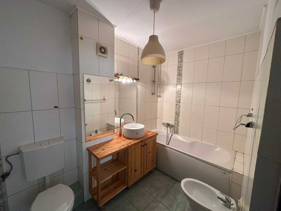 Apartament 2 camere Etaj 1 Floresti