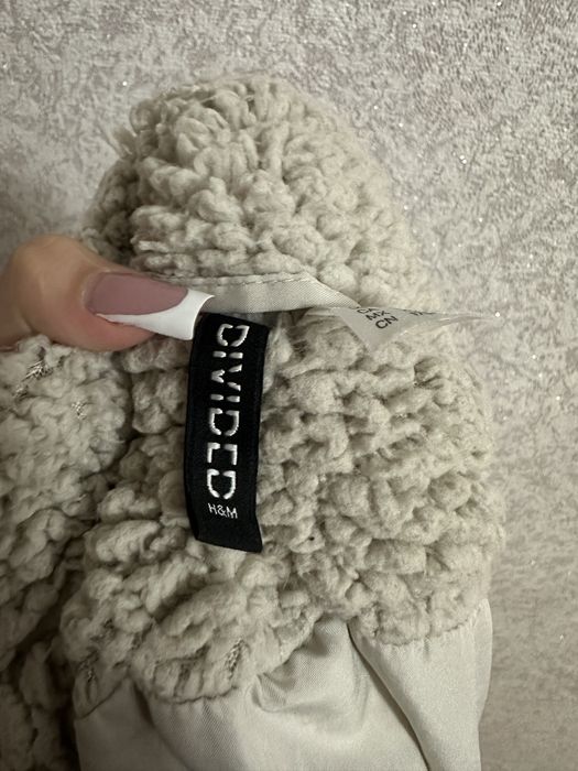 H&M Divided “Oversized teddy jacket”