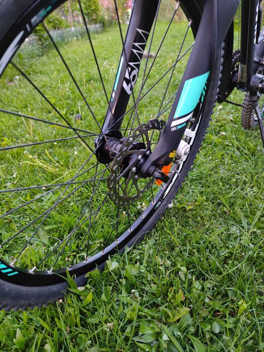 Vând bicicleta Rockrider 700