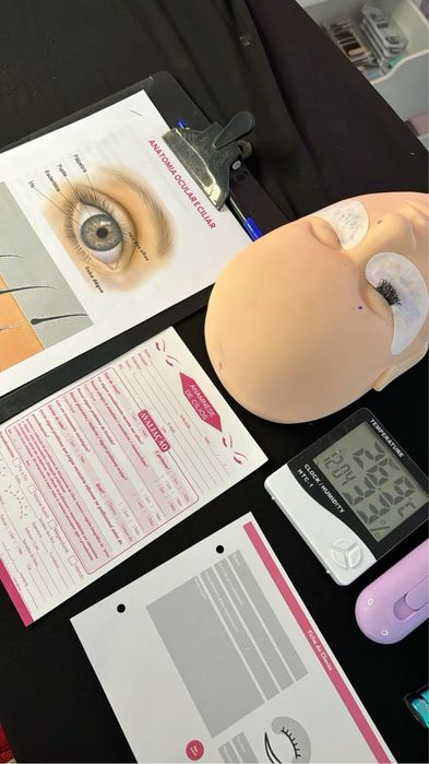 ищу модель на ламинирование ресниц