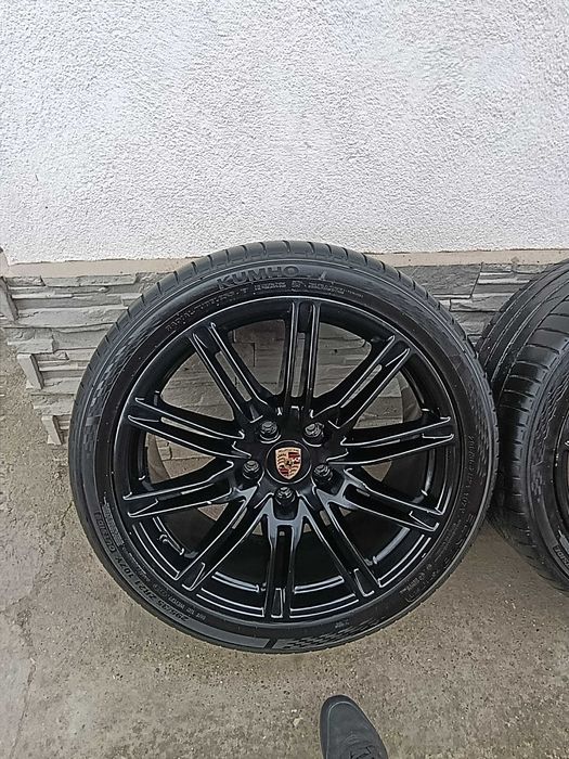 Джанти с гуми за Porsche Cayenne 21''