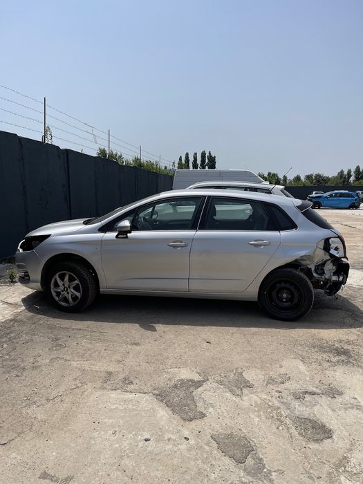 Dezmembrez Citroen C4 2014 1.4 95Cp