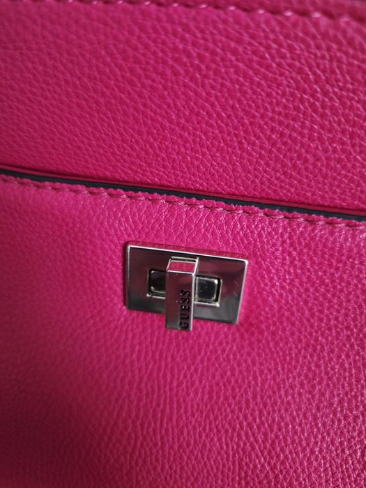 Vand geanta guess originala