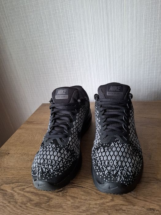 Nike air max маратонки 40 номер.