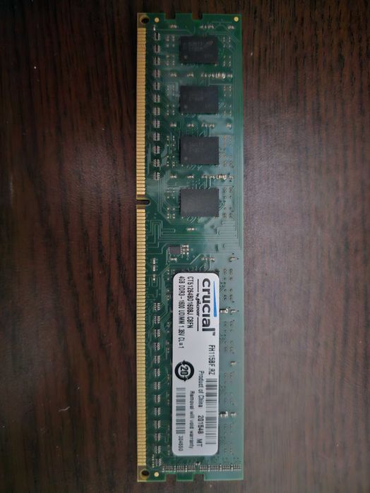 Vand placuta RAM Crucial ddr3 4gb