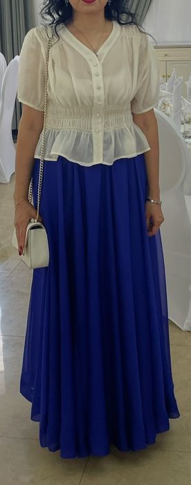 Продам шикарные вечерние платья.