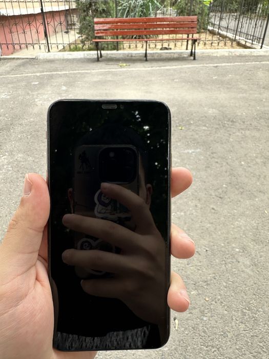 СРОЧНО продаеться iphone xs max