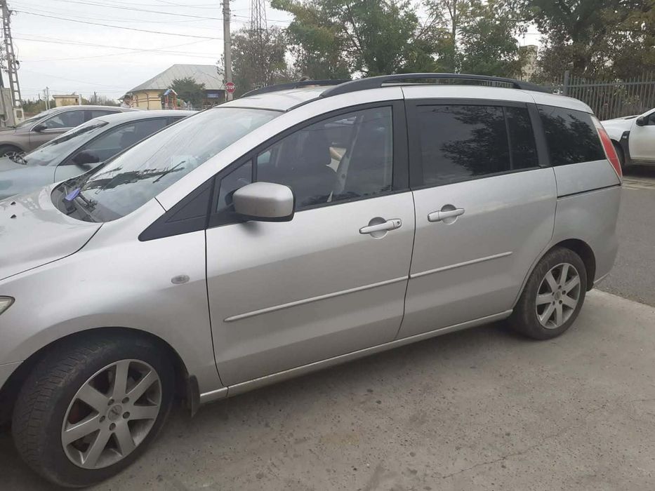 Vând Mazda 5,143cp,7 locuri