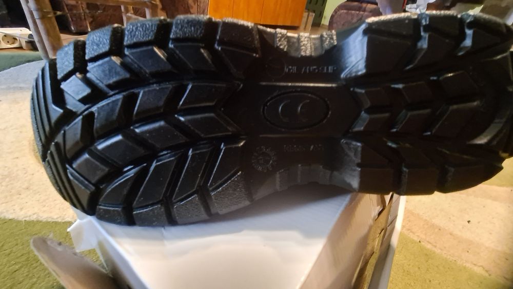 Мъжки обувки, естествена кожа