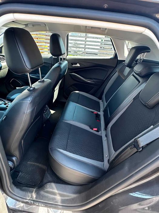 Opel Grandland X Hybrid4 — 300 CP — 4x4 — EAT8 — 05.2021 — 91.442 km Baterie SOH 96,25% cu  garanție Opel activă · CarVertical fără daune
