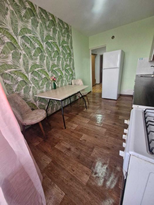 1 комн кв. 4 мкр  улучшенной планировки