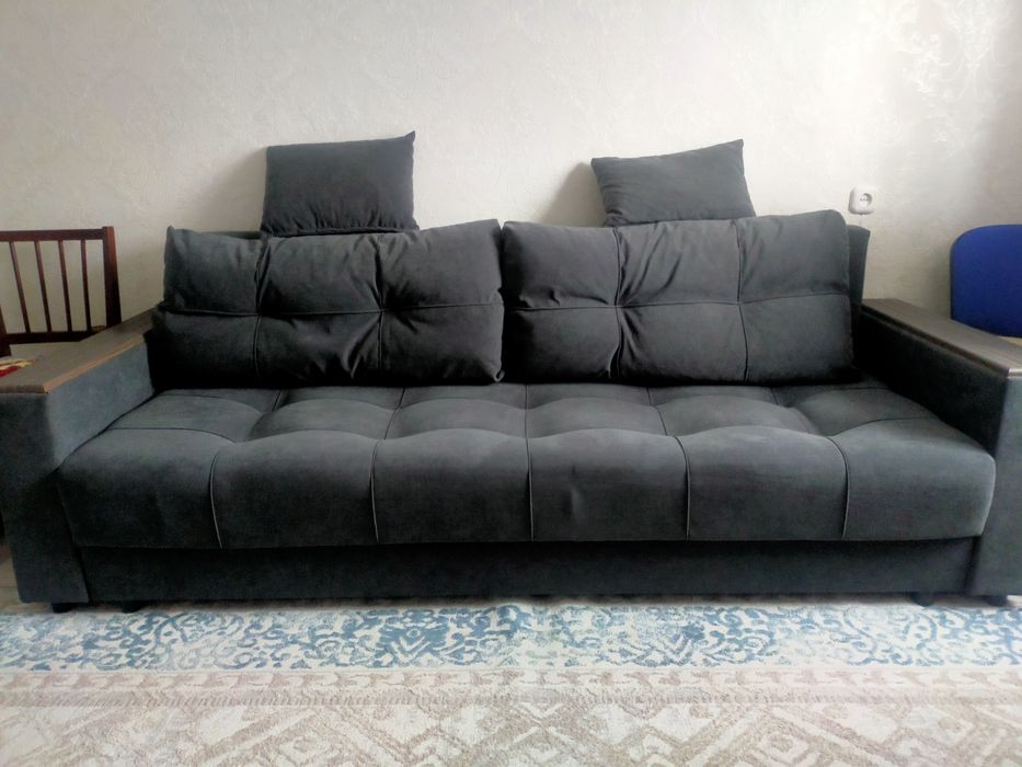 Продам диван новый