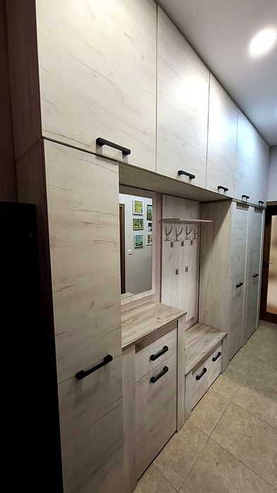 Мебели по поръчка