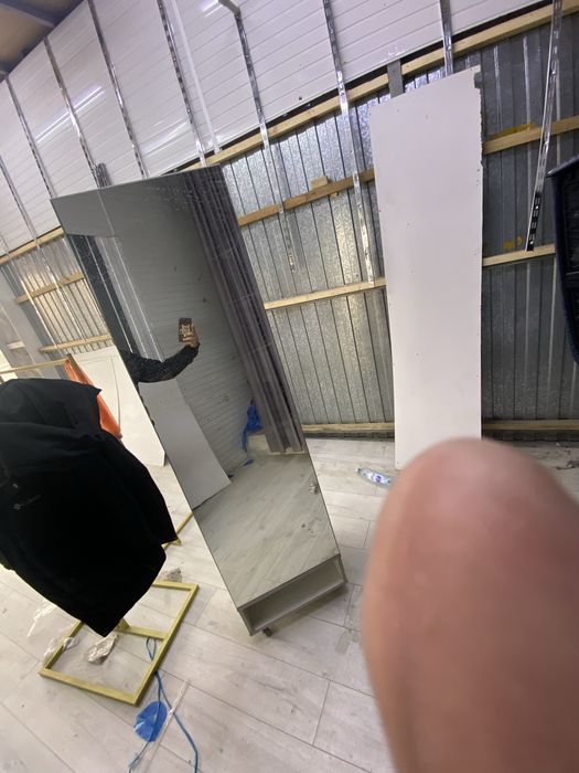 Прожам двойное зеркало на колесах